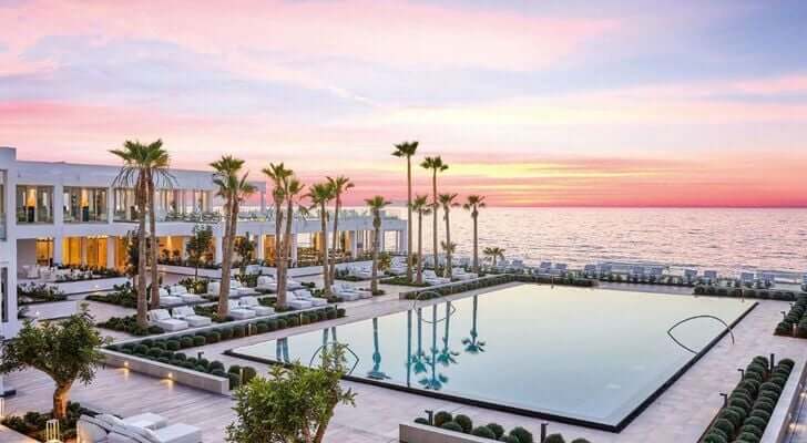 grecotel-lux-me-white-palace-adelianos-kampos-085-1706367671-728x400