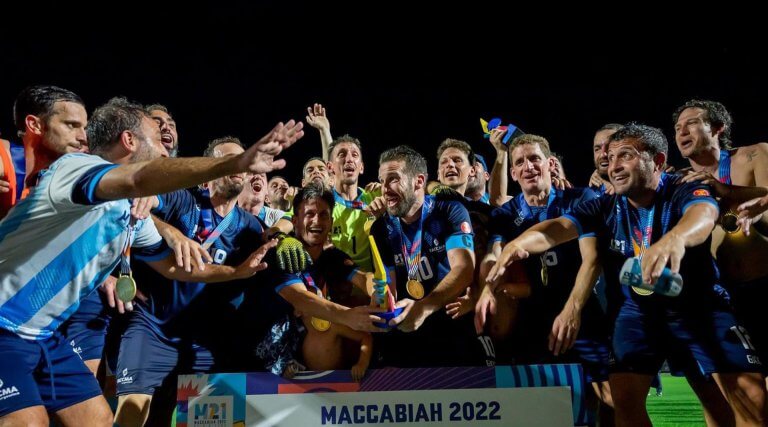7-28-22-Argentina-team-35-celebrates-gold-medal-2160x1200