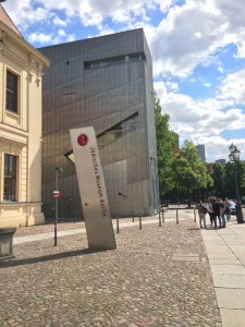 jewish museum berlin outside