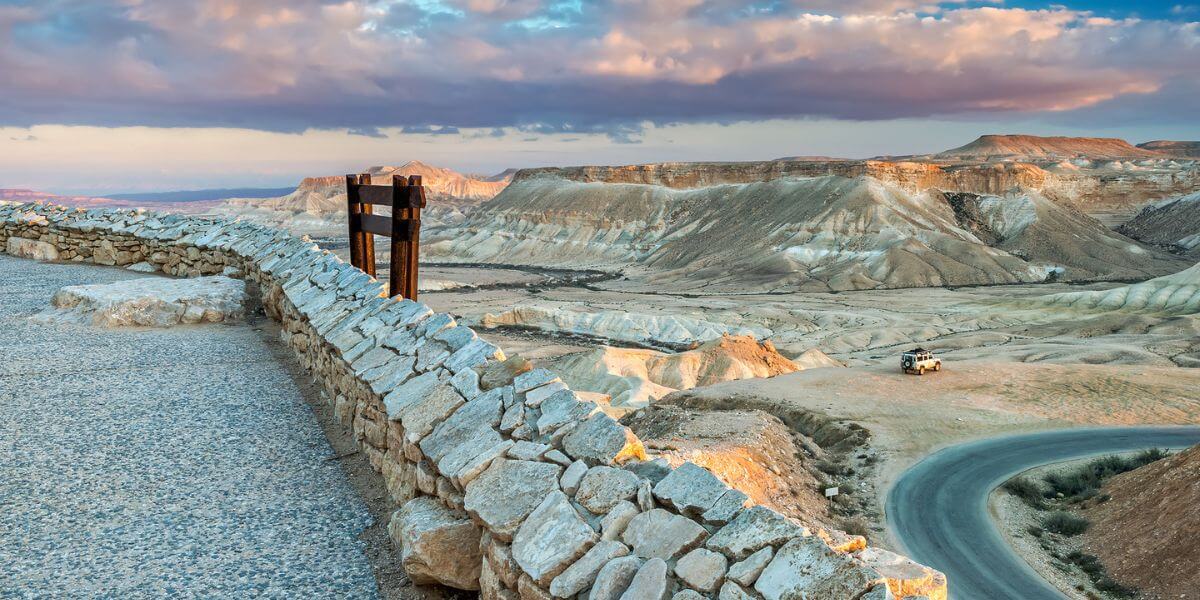 Wine road in the Negev