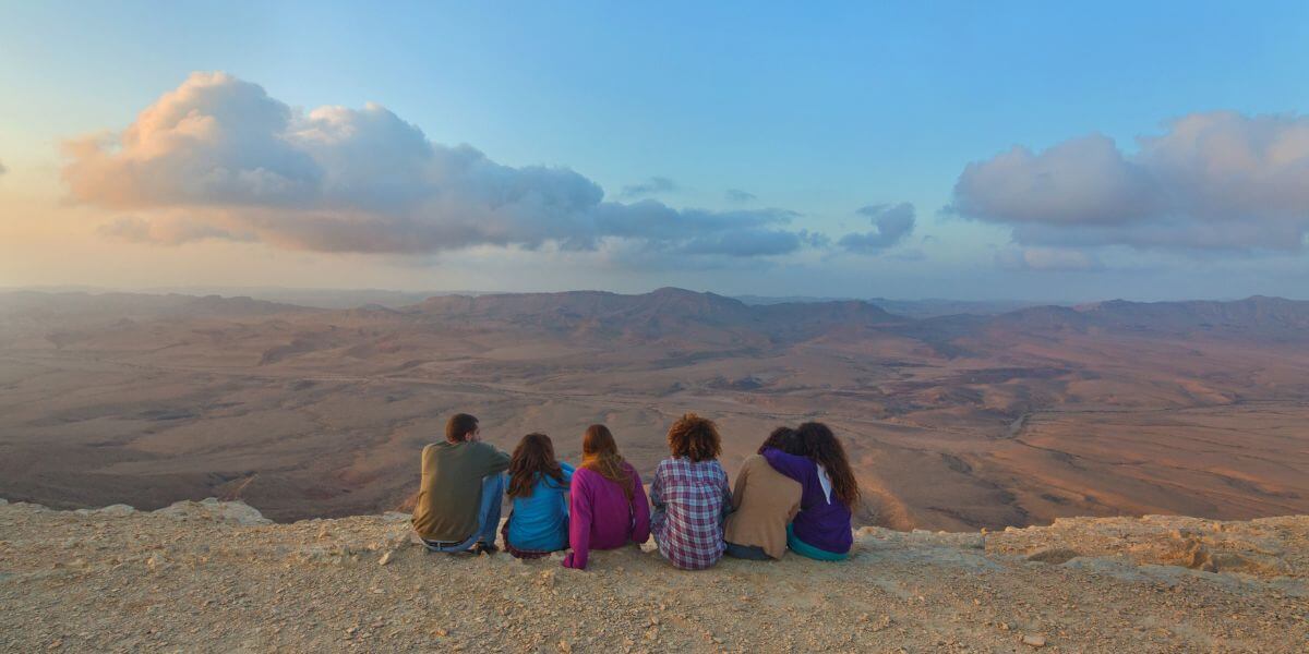 Enjoy the Negev with friends