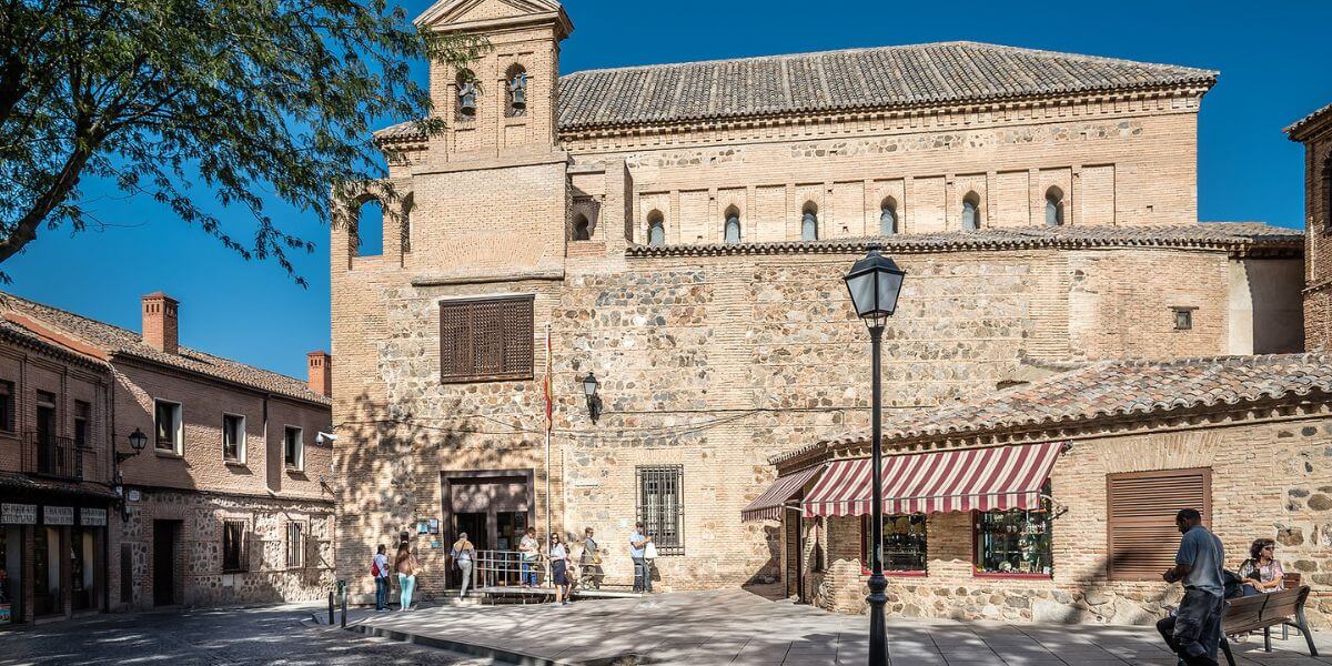 ancient synagogue in Spain