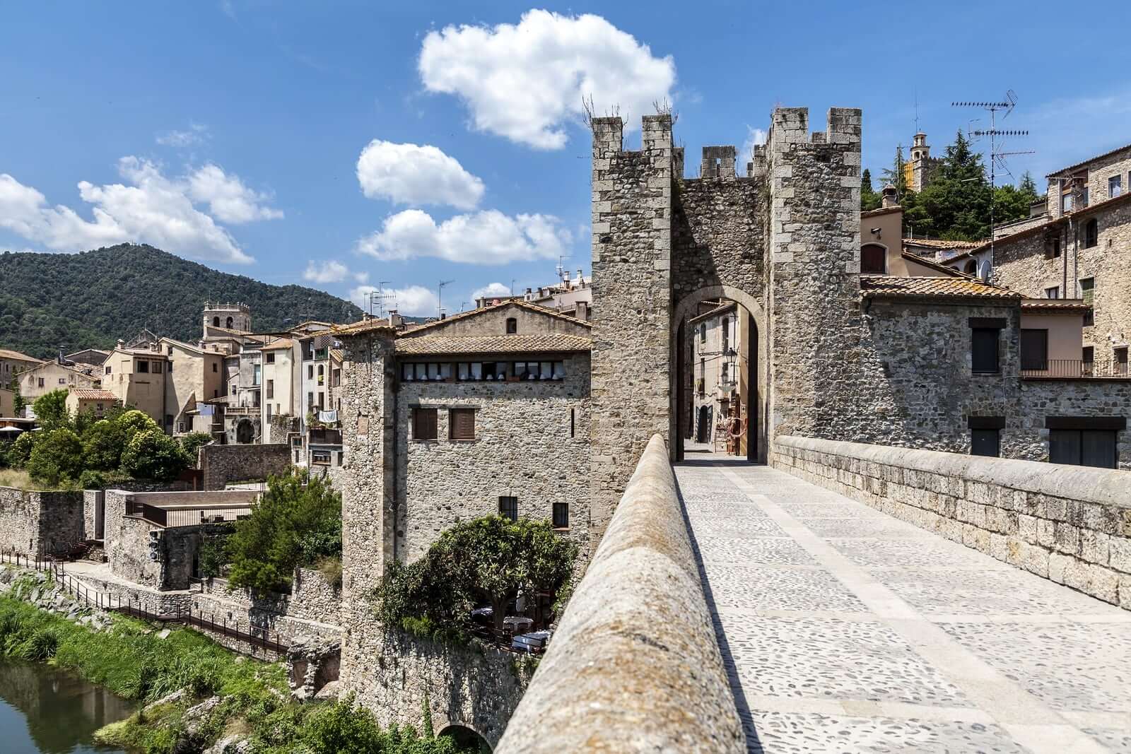 exploring Girona's jewish history