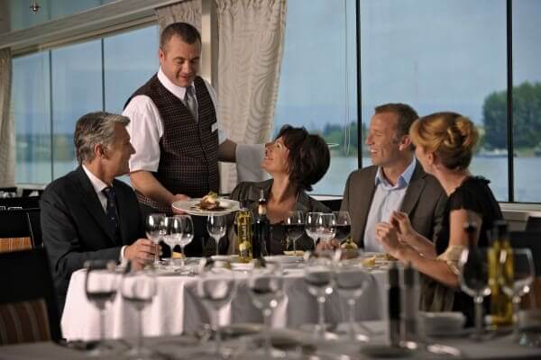 Dining Room - Avalon Waterways