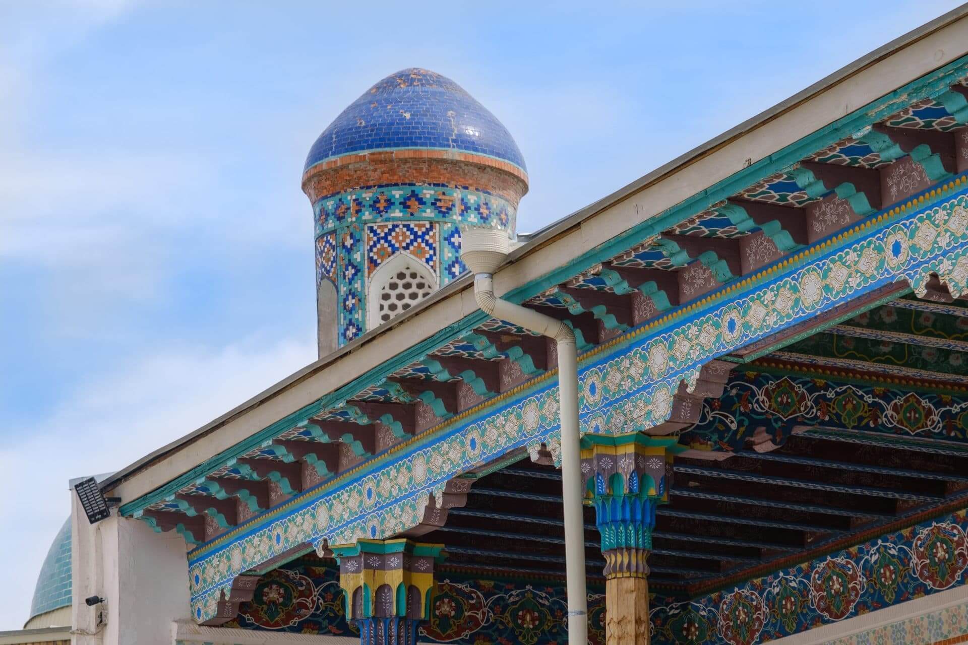 Uzbekistan Jewish heritage tours, a mosaic tile covered building in Uzbekistan.