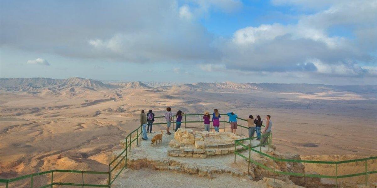 Enjoy the Israeli outdoors in the Summertiime