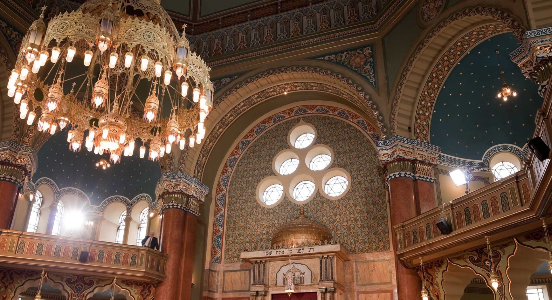 imgi_6_featured-Balkans-Restored-interior-of-the-synagogue-in-Sofia-Bulgaria